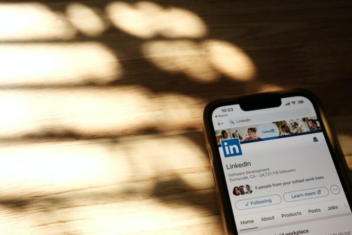 pexels-photo-16450744 close up of linkedin page on smartphone screen